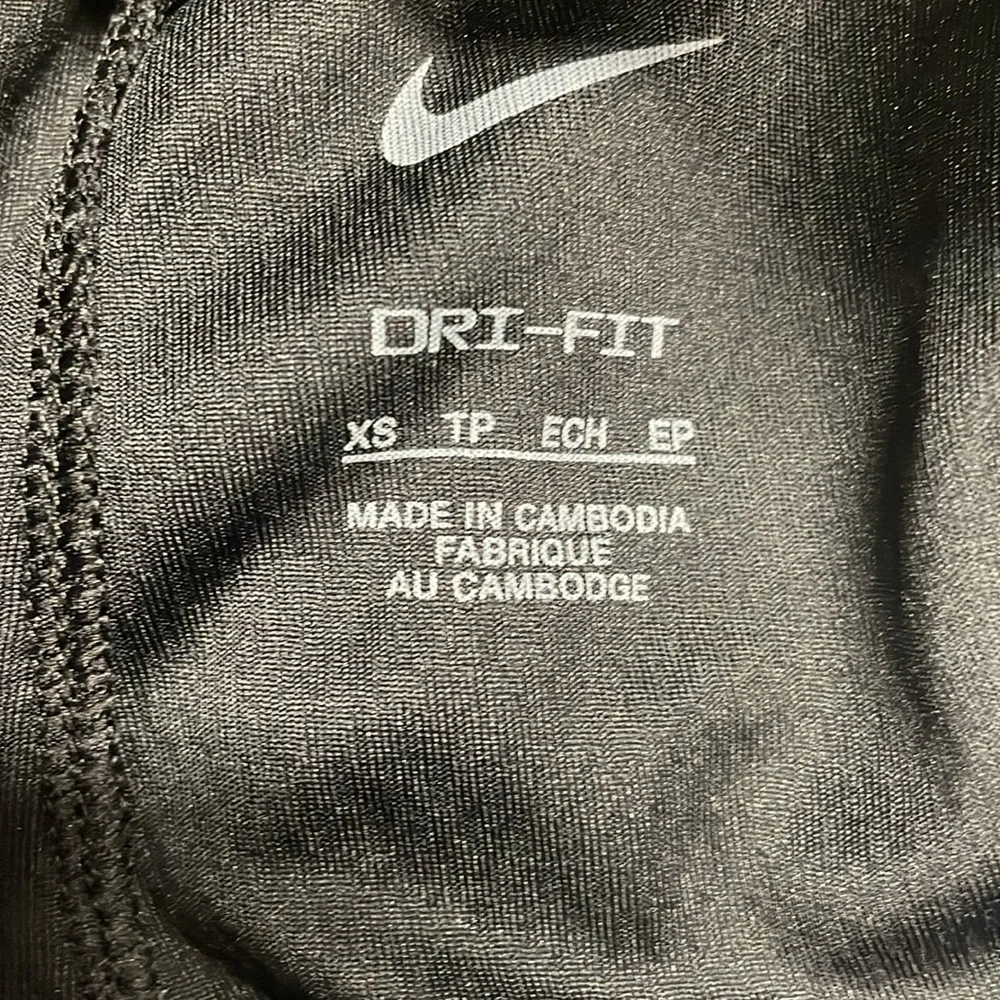 Nike Girls Crossover Dri-Fit Basketball Standard Fit Shorts, 2 pairs - Picture 5 of 12